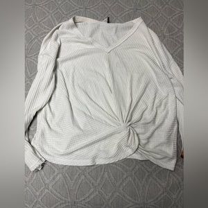 Anthropologie long sleeved gathered sweater